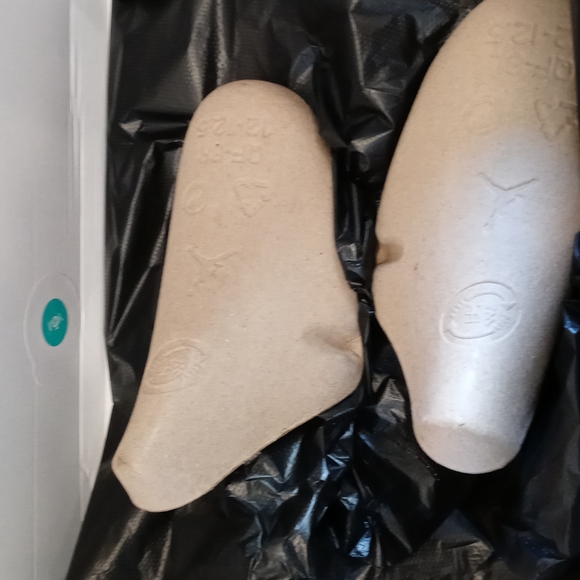 "EARLY" Jordan 11 - Picture 10 of 16